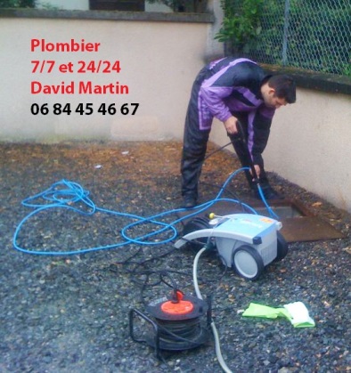 plombier LaTour De Salvagny pour un débouchage de WC, de canalisation, de douche, de baignoire... 06 84 45 46 67